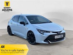White Used 2021 Toyota Corolla Sport Hatchback | £16,490 (Fair price)