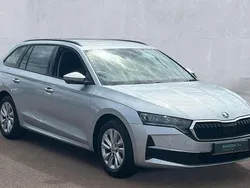 Silverbrilliant silver metallic Used 2024 Skoda Octavia SE Technology Estate | £20,700 (Fair price)