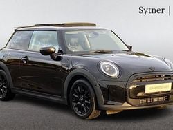 Black Used 2021 Mini ONE Classic Hatchback | £17,500 (Fair price)