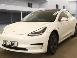 White Used 2020 Tesla Model 3 Standard Range Sedan | £13,995 (Good price)