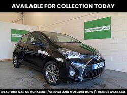 Black Used 2015 Toyota Yaris Hatchback | £7,995 (Fair price)