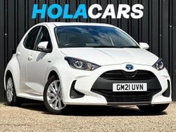 White Used 2021 Toyota Yaris Hybrid Hatchback | £12,499 (Super price)
