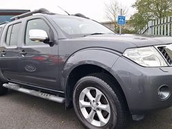 Grey Used 2016 Nissan Navara Tekna Pickup | £9,995 (A bit pricey)