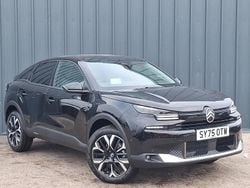 Metallic perla nera black New 2025 Citroën C4 Hatchback | £22,498 (Fair price)