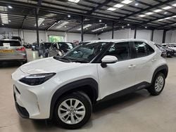 White Used 2022 Toyota Yaris Hybrid Hatchback | £17,480 (Fair price)