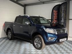 Blue Used 2019 Nissan Navara Tekna Pickup | £15,995 (Fair price)