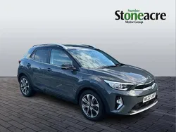 Grey Used 2022 Kia Stonic 4 SUV | £17,489 (Fair price)