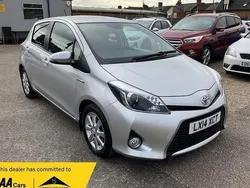 Used 2014 Toyota Yaris Hybrid | £9,995 (Fair price)