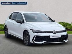 White Used 2025 VW Golf VIII Black Edition Hatchback | £30,880