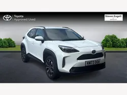 White Used 2023 Toyota Yaris Hybrid Design Hatchback | £22,043 (Expensive)