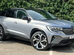 Grey Used 2023 Renault Austral Iconic Esprit Alpine SUV | £24,051 (Fair price)