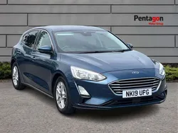 Blue Used 2019 Ford Focus Zetec Hatchback | £9,995 (Fair price)
