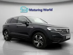 Blue Used 2019 VW Touareg R-line SUV | £27,500 (Fair price)