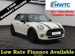 White Used 2016 Mini Cooper D Hatch Hatchback | £5,095 (Fair price)