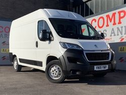 White Used 2019 Peugeot Boxer Van | £15,594 (Fair price)