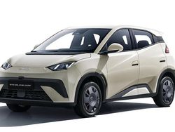 Ice blue New 2025 BYD Dolphin Active Hatchback | £18,313 (A bit pricey)