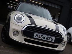 White Used 2015 Mini Cooper Hatch Hatchback | £9,995 (Fair price)