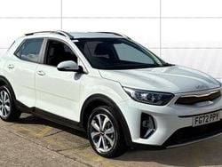 White Used 2022 Kia Stonic SUV | £12,252 (Super price)
