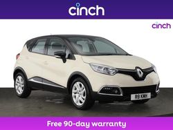 Cream/black Used 2017 Renault Captur Dynamique SUV | £7,899 (Fair price)