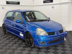 Blue Used 2005 Renault Clio II Hatchback | £7,990