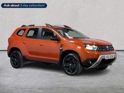 Orange Used 2022 Dacia Duster Extreme Hatchback | £13,995 (Fair price)