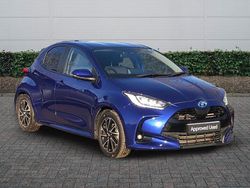 Blue Used 2023 Toyota Yaris Hybrid Design Hatchback | £17,200 (Good price)