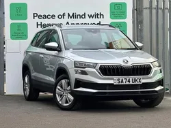 Silver New 2025 Skoda Karoq SE Drive SUV | £25,795 (Good price)