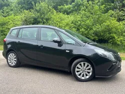 Black Used 2016 Vauxhall Zafira Tourer Design Edition MPV | £7,995 (Fair price)