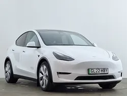 White Used 2022 Tesla Model Y Long Range SUV | £25,998 (A bit pricey)