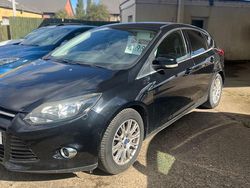 Black Used 2011 Ford Focus Titanium Hatchback | £1,995 (Fair price)
