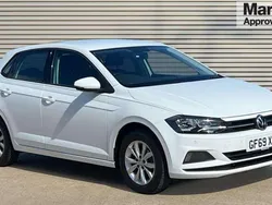 White Used 2019 VW Polo SE Hatchback | £15,050 (Fair price)