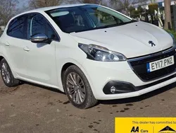 Used 2016 Peugeot 208 Allure Hatchback | £5,980 (Fair price)
