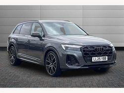Grey Used 2025 Audi Q7 Comfort SUV | £70,950