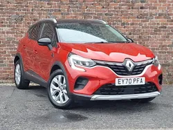 Black Used 2021 Renault Captur Iconic SUV | £15,698 (Fair price)
