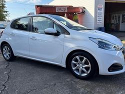 White Used 2017 Peugeot 208 Active Hatchback | £4,995 (Fair price)