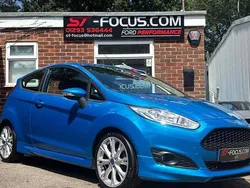 Blue Used 2015 Ford Fiesta Zetec Hatchback | £6,650 (Fair price)