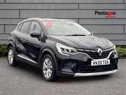 Black Used 2020 Renault Captur Iconic SUV | £10,950 (Fair price)