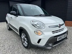 White/black Used 2013 Fiat 500L Trekking MPV | £4,695 (Fair price)
