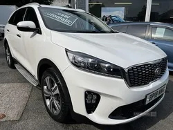 White Used 2018 Kia Sorento GT-Line SUV | £14,400 (Fair price)