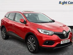 Flame red Used 2020 Renault Kadjar Iconic SUV | £12,999 (A bit pricey)