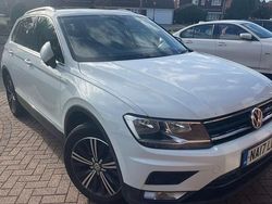 White Used 2017 VW Tiguan SE SUV | £8,990 (Fair price)