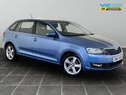 Blue Used 2017 Skoda Rapid SE Hatchback | £8,195 (Good price)