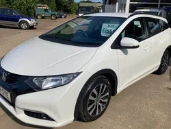 White Used 2014 Honda Civic SE Plus Estate | £5,691 (Fair price)
