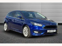 Blue Used 2015 Ford Focus Zetec Hatchback | £5,995 (Fair price)