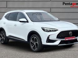 White Used 2023 MG HS Trophy SUV | £16,495 (Fair price)