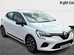 White Used 2023 Renault Clio V Evolution Hatchback | £14,999 (Fair price)