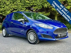 Blue Used 2017 Ford Fiesta Hatchback | £7,250 (Fair price)