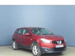Red Used 2010 Nissan Qashqai Acenta SUV | £995 (Fair price)