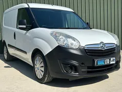 White Used 2015 Vauxhall Combo MPV | £2,795 (Fair price)