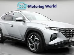 Silver Used 2023 Hyundai Tucson Ultimate SUV | £22,800 (A bit pricey)